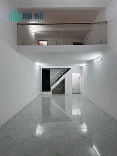 Siêu Hiếm Q3, HXH Lê Văn Sỹ, 2 mặt hẻm trước sau, 42m2, 5 tầng chỉ 6.5 tỷ