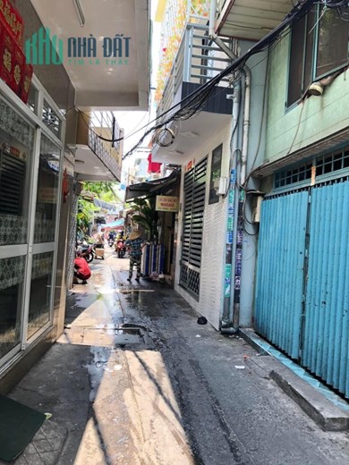 cho thuê nhà nguyên căn 1 trệt - 1 lầu ngay chợ Q11