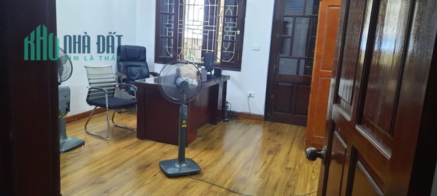 Chính chủ cho thuê nhà tại 26 ngõ 80 Lê Trọng Tấn, 4 tầng nhà mới xây ô tô vào nhà