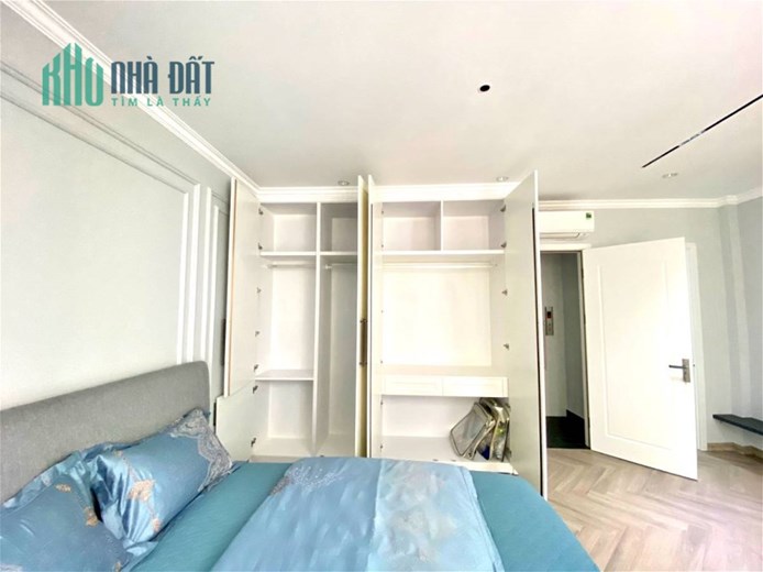 Bán nhà Bồ Đề 40m2 x 7 tầng, thang máy, ngõ thông, oto tránh hơn 7 tỷ