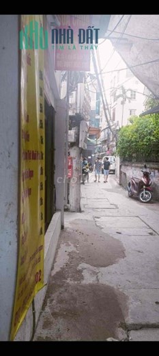 Sang nhượng mặt bằng kinh doanh tại Cầu Giấy, Hà Nội.