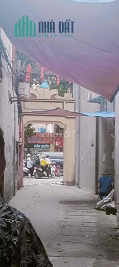 Sang nhượng mặt bằng kinh doanh tại Cầu Giấy, Hà Nội.