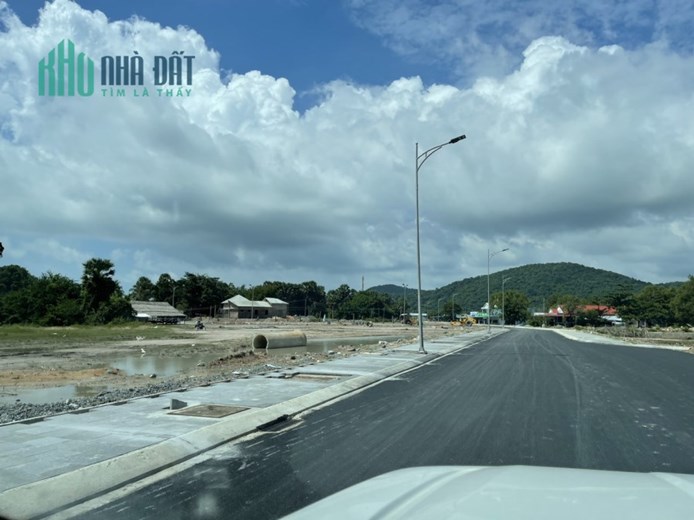 Chính Chủ Bán Nhanh 45 Công Đất Vị Trí Đắc Địa Tại Kiên Lương - Giá Cực Rẻ
