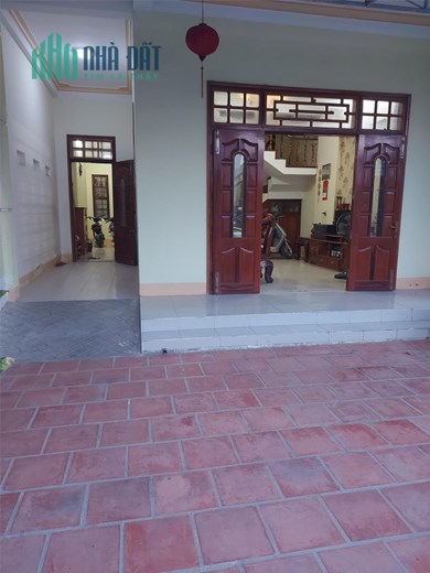 GIÁ CỰC SỐC!! Nhà Lầu Mặt Tiền - Vị Trí Đẹp - Mong Gặp Khách Thiện Chí Trao Quyền Sở Hữu