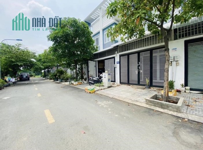 HOT !!! CHÍNH CHỦ Bán Nhanh Căn Nhà Ngộp Bank Đẹp Tại Quận 12 - TP HCM