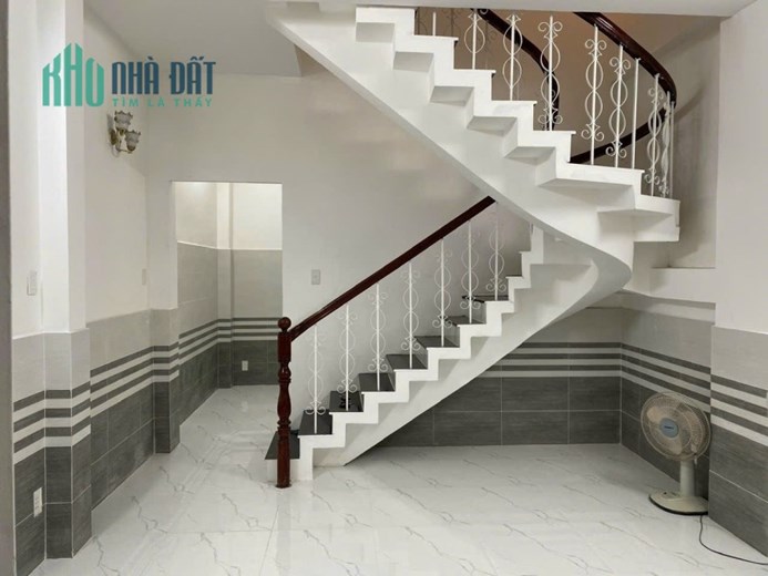 BÁN NHANH TRONG TUẦN-BÀ HẠT P8 QUẬN 10- 4TẦNG NGANG BỀ THẾ 4,3M (38M2)