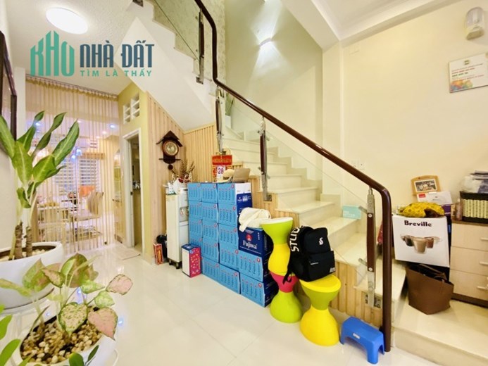 VIP Hoàng Hoa Thám P12 Tân Bình, Hẻm nhựa 10m, 65m, 5 Tầng Khu An Ninh