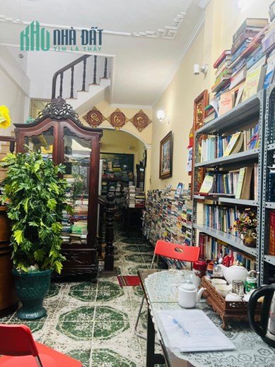 51m 5 Tầng Mặt Tiền 6m Nhỉnh 12 Tỷ Phố Trần Quốc Hoàn Cầu Giấy. Gần Nhiều Trường Đại Học. Kinh