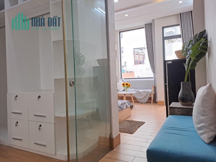 Cho thuê căn hộ mini có ban công đường Hoàng Văn Thụ, Phú Nhuận - Chỉ 8tr