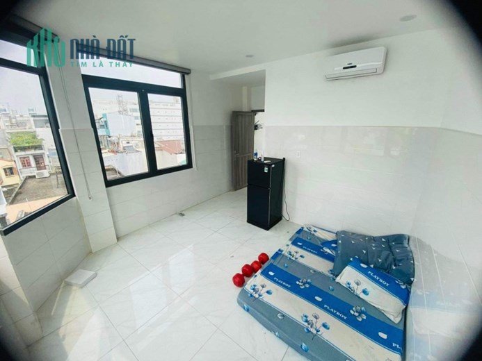 Bán căn góc 2 mặt hẻm Trần Bình Trọng, sổ vuông 4 tầng BTCT. Chỉ 1 căn ra mặt tiền