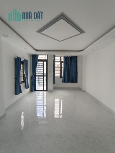 Nhà Bán gấp Lê Văn Quới Bình Tân 39m2 5 tầng BTCT HXH 8m giá rẻ chỉ 4.95 tỷ