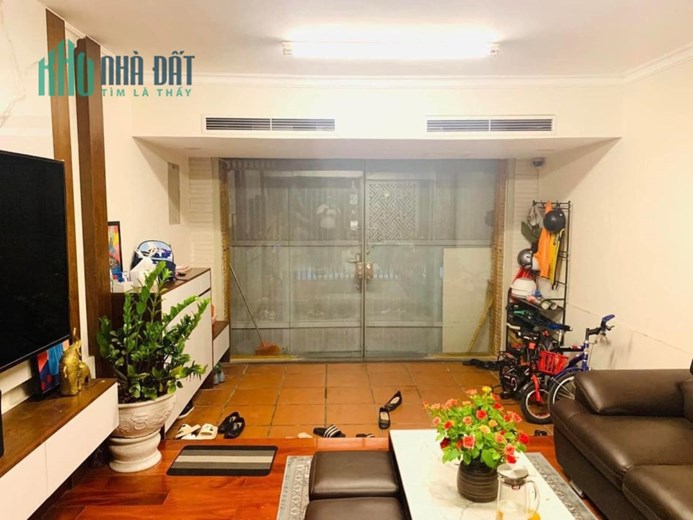 SIÊU HOT - SIÊU HIẾM - PHÂN KHÚC RẤT HIẾM NHÀ BÁN. Phân lô Trần Quang Diệu, Đống Đa. Diện tích:
