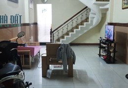 Nhà mặt tiền đường 109 phước long B, diện tích 47m nhà 3 lầu