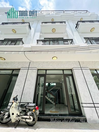 Bán nhà phố Hồ Sen, diện tích 62m 4 tầng mới tinh, GIÁ 4.38 tỉ ngõ ô.tô 7 chỗ