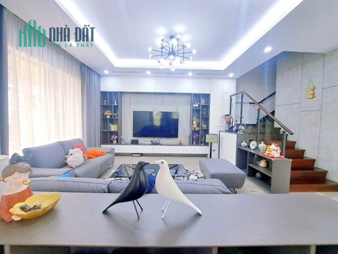 ⚜️ Bán Biệt Thự Phố Mới Nguyễn Xiển, Hoàng Mai 255m2 4T MT 13m, Chỉ 65 Tỷ ⚜️