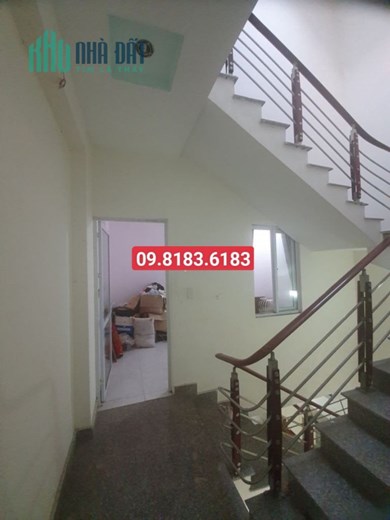Bán nhà phố Thiên Lôi, diện tích 40m 3 tầng, GIÁ 1.75 tỉ ngõ ô.tô nhỏ