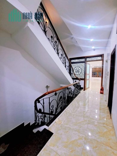 ⚜️ Bán Tòa Nhà Văn Phòng Mặt Phố Âu Cơ, Tây Hồ, 130m2 , 7T MT 6m, Chỉ 52 Tỷ ⚜️