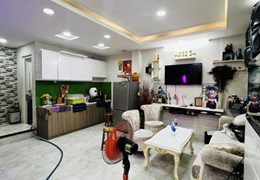 Quá Ngộp, Trung Tâm Quận 10, 43m2, 2 tầng, full nội thất chỉ 3.5 tỷ