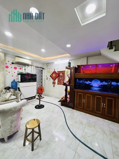 Quá Ngộp, Trung Tâm Quận 10, 43m2, 2 tầng, full nội thất chỉ 3.5 tỷ