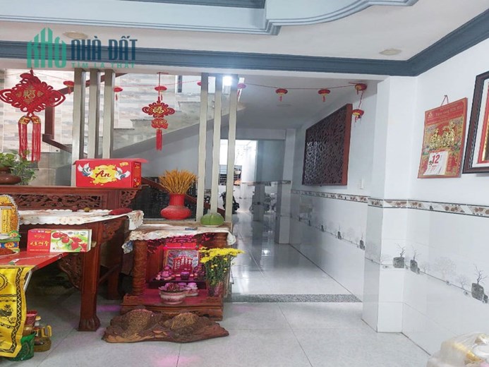 MẶT TIỀN KINH DOANH SẦM UẤT NGAY CHỢ THẠNH XUÂN Q12 - GẦN 100M2, NỞ HẬU TÀI LỘC, 2 TẦNG CHỈ HƠN 7