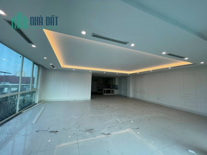 ⚜️ Bán Tòa Văn phòng Mặt Phố Ngọc Thụy, Long Biên, 234m2 7T, MT 9m, Chỉ 52.5 Tỷ ⚜️
