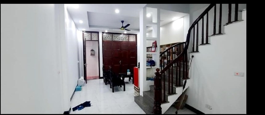 BÁN NHÀ VĨNH PHÚC - BA ĐÌNH, OTO GẦN NHÀ - CHỦ TỰ XÂY - ĐỂ LẠI NỘI THẤT ĐẸP. DIỆN TÍCH 54M2 - MẶT