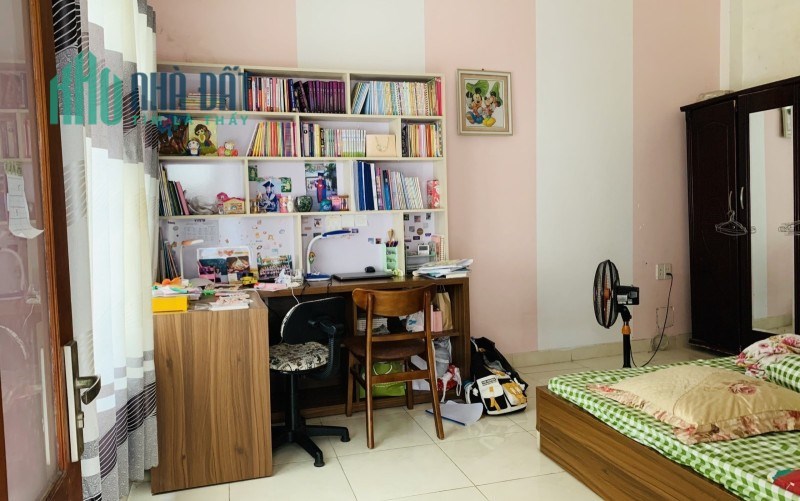 Nhà Lê Duẩn thẳng 50m ra Mặt tiền, Kiệt 3m, 53m2, 3 tầng đẹp