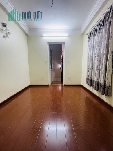 HIẾM-NHÀ ĐẸP Đại La hơn 2 Tỷ-26m2 x 3 Tầng-Lô GÓC-Mặt Tiền RỘNG-Gần ÔTÔ