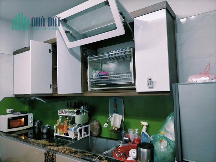 Bán ngôi nhà 67m2 phố Nghi Tàm, Tây Hồ Gara Ô tô 7 chỗ Kinh doanh tốt 3.5 Tỷ