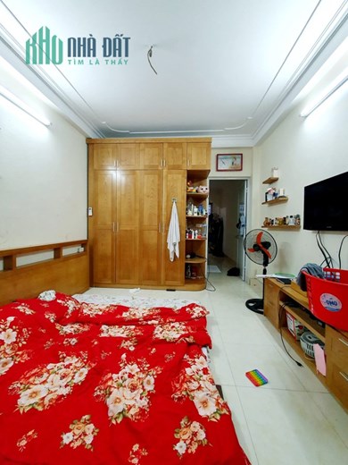 Bán căn nhà 67m2 phố Nghi Tàm, Tây Hồ Gara Ô tô 7 chỗ Kinh doanh đỉnh 3.1 Tỷ