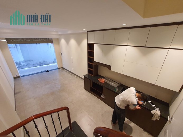 Bán nhà 66m2 phố Nghi Tàm, Tây Hồ Gara Ô tô Kinh doanh đỉnh 3.2 Tỷ