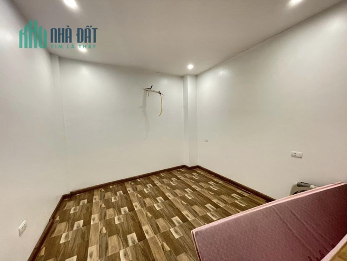 Bán nhà 69m2 phố Nghi Tàm, Tây Hồ Gara Ô tô Kinh doanh đỉnh 3.5 Tỷ