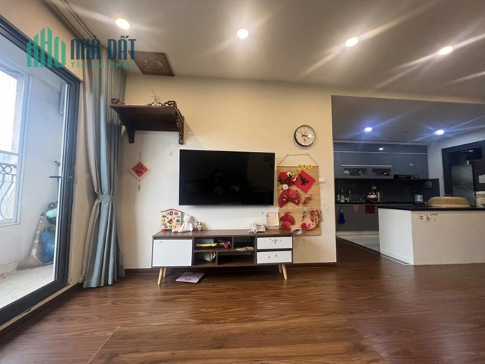 Bán nhà 111m2 phố Ngọc Thụy, Long Biên Gara Ô tô Kinh doanh siêu đỉnh 11.5 Tỷ