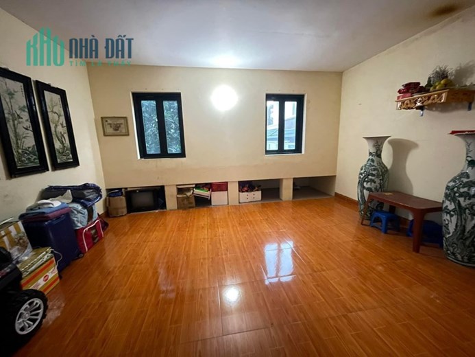 Bán nhà 111m2 phố Ngọc Thụy, Long Biên Gara 3 Ô tô tránh Kinh doanh đa dạng 11.7 Tỷ
