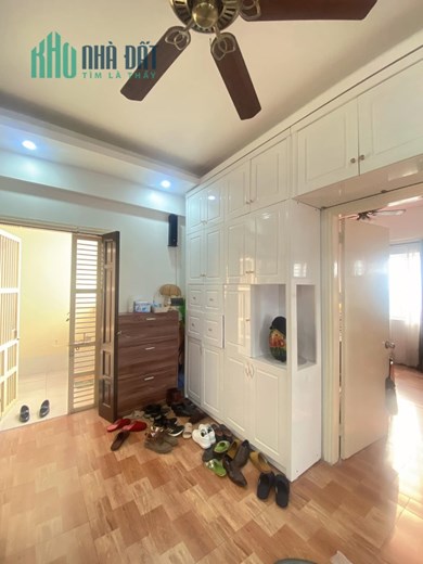 Bán căn nhà 111m2 phố Ngọc Thụy, Long Biên Gara Ô tô tránh Kinh doanh tốt 11.6 Tỷ
