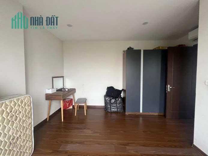 Bán ngôi nhà 113m2 phố Ngọc Thụy, Long Biên Gara Ô tô Kinh doanh vô địch 11.9 Tỷ