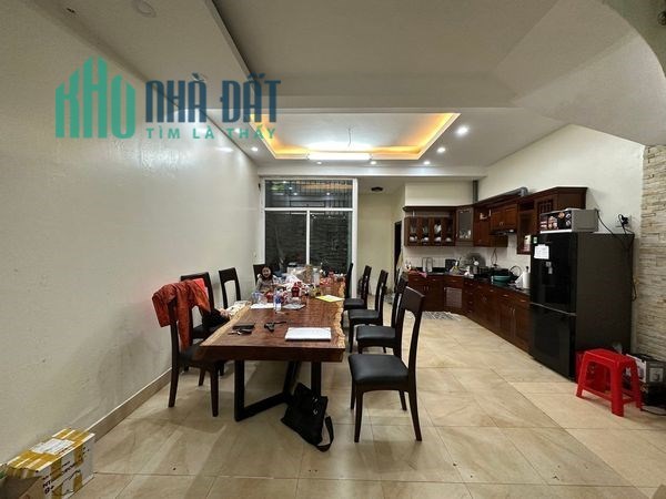 BÁN NHÀ TRẦN THÁI TÔNG CẦU GIẤY, DÂN XÂY, 2 THOÁNG, GẦN ÔTÔ, 52M NHỈNH 6 TỶ