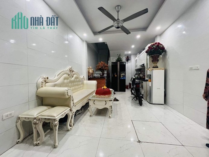 BÁN NHÀ NGUYỄN LƯƠNG BẰNG, 45m2x 5T, MT6.5m, Ô TÔ ĐỖ CỬA, LÔ GÓC, KINH DOANH, CHỈ NHỈNH 4 TỶ