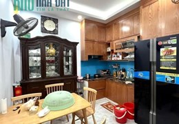 Bán nhà Hoàng Ngân: Cơ hội sở hữu căn hộ tuyệt đẹp tại vị trí đắc địa