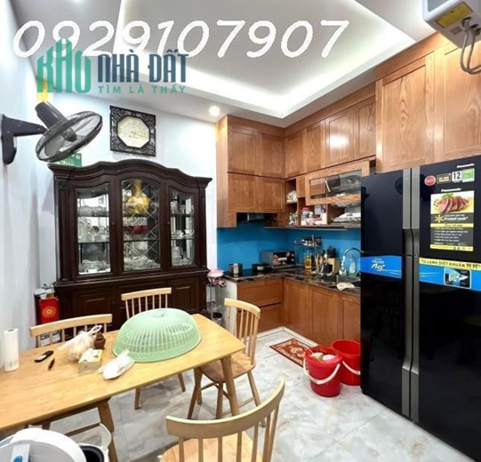 Bán nhà Hoàng Ngân: Cơ hội sở hữu căn hộ tuyệt đẹp tại vị trí đắc địa