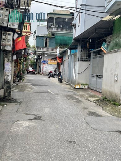 NHÀ PHỐ TƯ ĐÌNH THÔNG BÁT KHỐI, VỊ TRÍ ĐẸP, TIỆN ÍCH BẠT NGÀN
