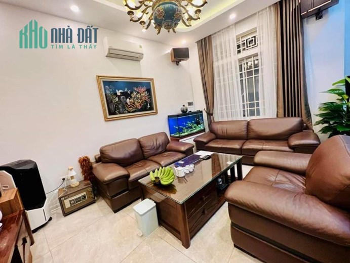 Lô Góc mặt phố cổ Triệu Việt Vương gần phố Trần Nhân Tông 46m2 chỉ 25.38 tỷ. LH 0989.62.6116