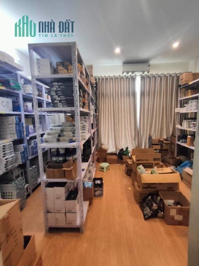 110m Giá Giao Dịch Hơn 11 Tỷ Phố Hoàng Quốc Việt Trung Tâm Cầu Giấy. Ô Tô Tải Đỗ Cửa. Kinh Doanh