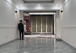 60m 5 Tầng Mặt Tiền 10m Lô Góc Phân Lô Ô Tô Đỗ Cửa Phố Đặng Thuỳ Trâm Cầu Giấy. Gần Trường Học Công