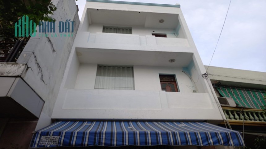 Bán nhà MT lê thị riêng phường Thới An QUẬN 12, 1 trệt 2 lầu, đường 16m, giá chỉ 7.8 tỷ