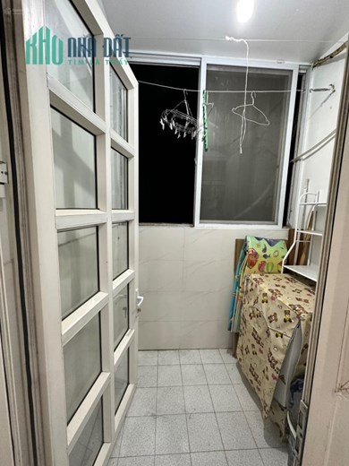 Chính chủ cần bán căn chung cư toà N2B Trung Hoà Nhân Chính dt 70m2,3 p 1wc phun nội thất 2,x tỷ