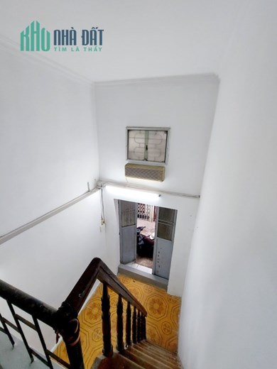 BÁN NHÀ TRẦN KHÁT CHÂN, 20m2x 3T, MT3m, Ô TÔ ĐỖ CỔNG, LÔ GÓC, KINH DOANH, CHỈ NHỈNH 1 TỶ