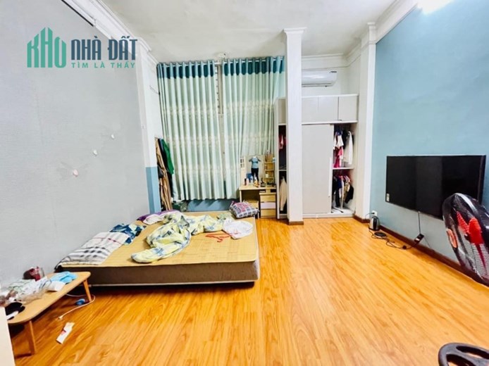 Hot- Chủ giảm sâu, Nhà Phân Lô Lê Trọng Tấn, Ô tô đỗ cửa, nhà 5T giá nhỉnh 4 tỷ