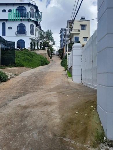 Sở Hữu Ngay Nhà Đẹp  Vị Trí Đắc Địa Tại Trịnh Hoài Đức, Phường 11, Đà Lạt, Lâm Đồng