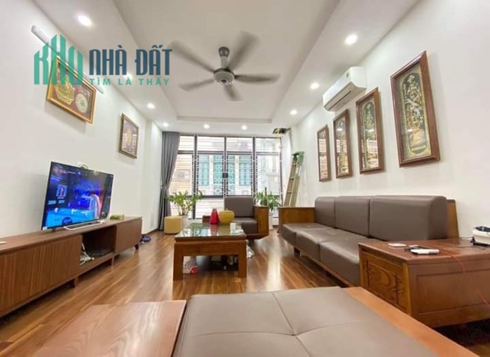 Bán đất tặng nhà 4T ở ngay Trần Duy Hưng, ngõ nông, ô tô 60m x 11.75 tỷ